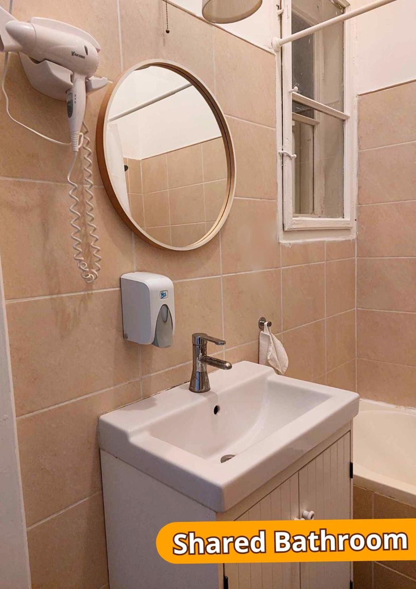Goodmo Budapest Smart Rooms Luaran gambar