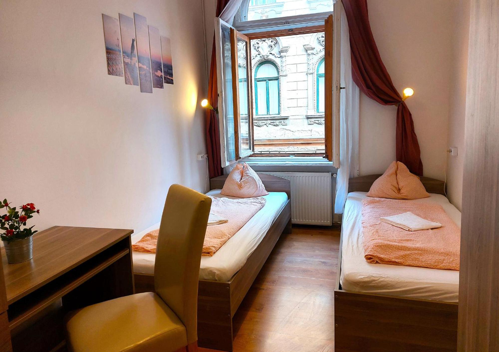 Goodmo Budapest Smart Rooms Luaran gambar